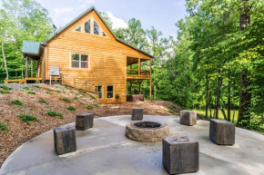 Foothills Family Retreat - 7 Bedrooms, Hot Tub, & Playground